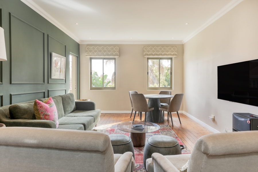 To Let 2 Bedroom Property for Rent in Green Point Western Cape